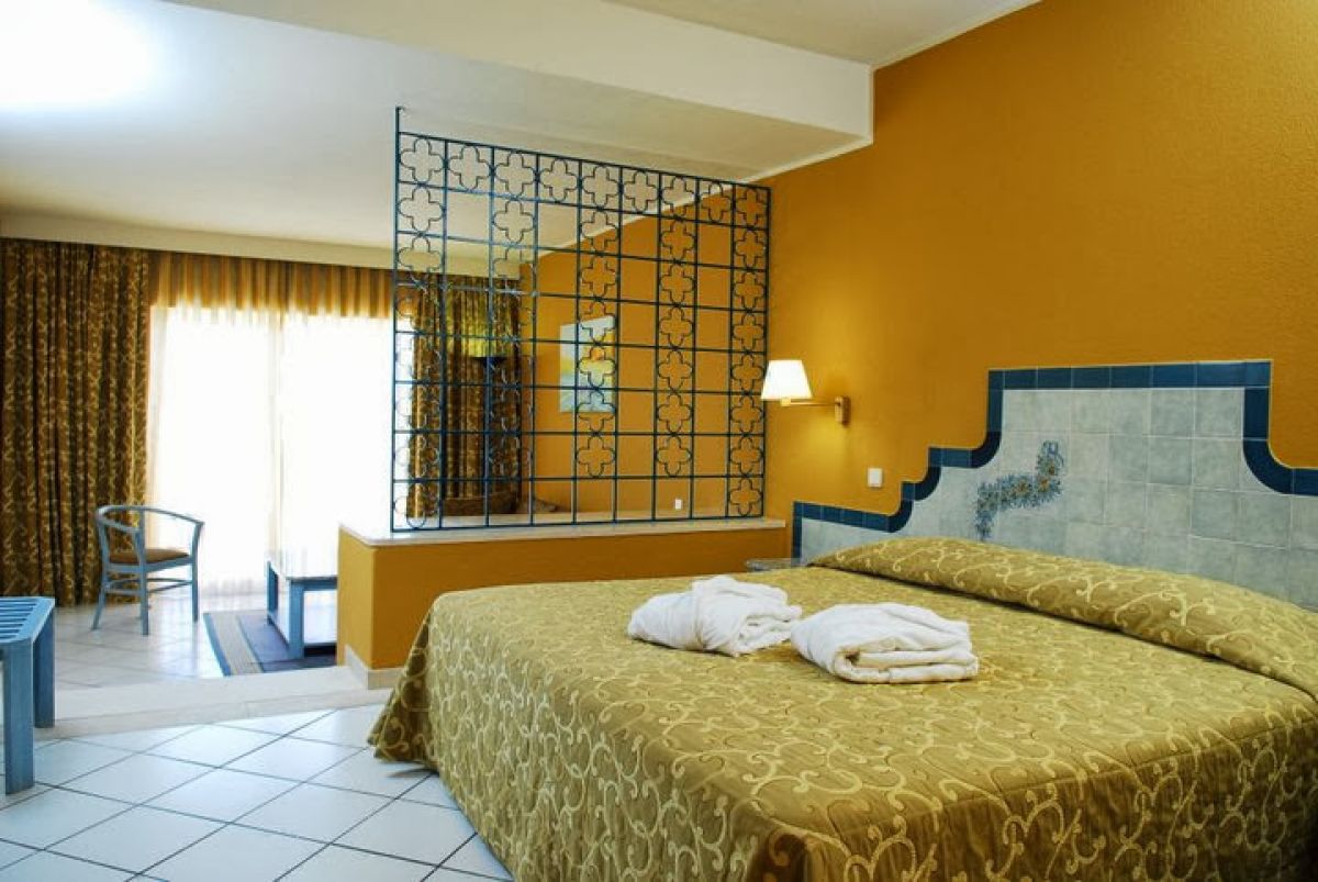 imagini hotel FALESIA