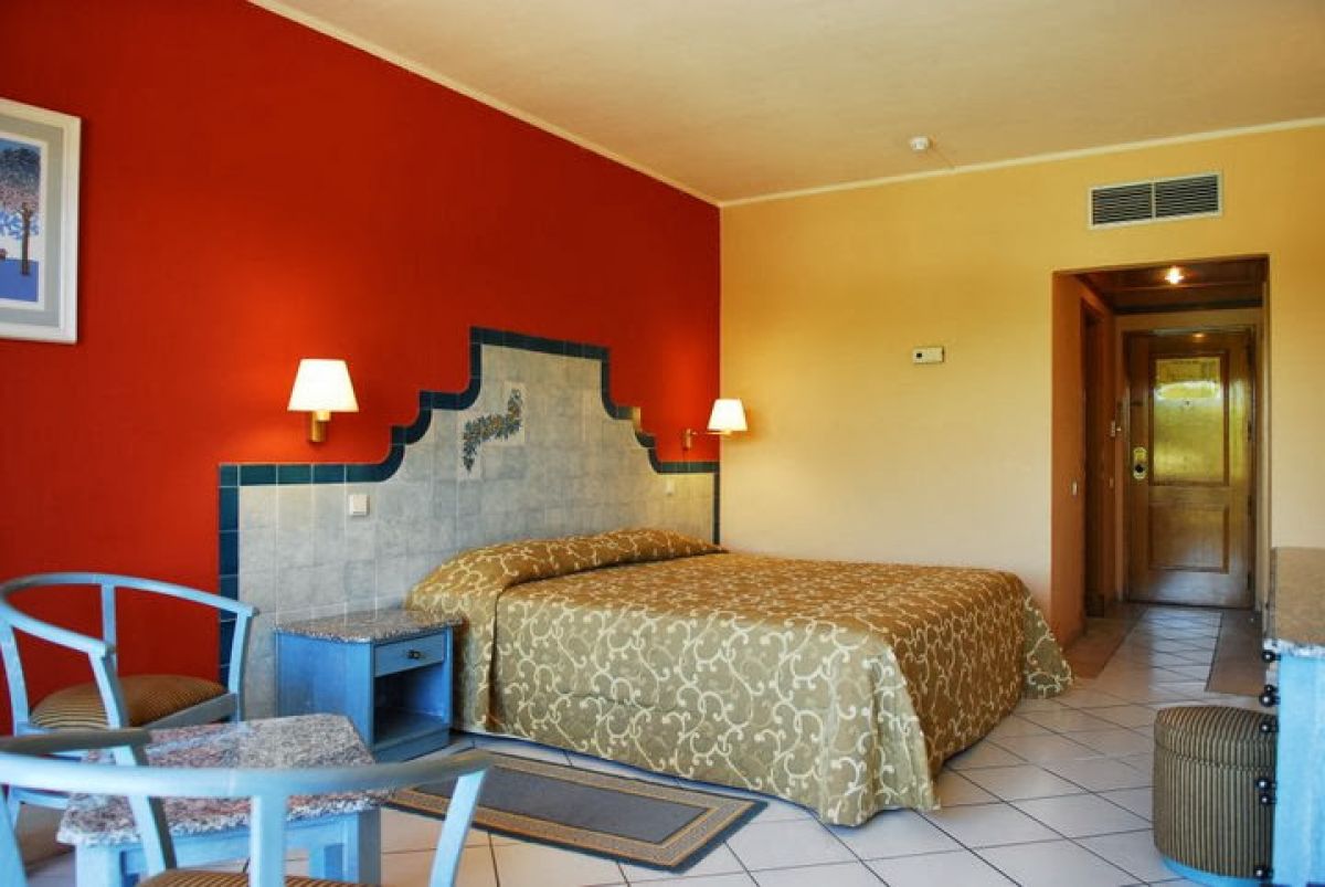 imagini hotel FALESIA