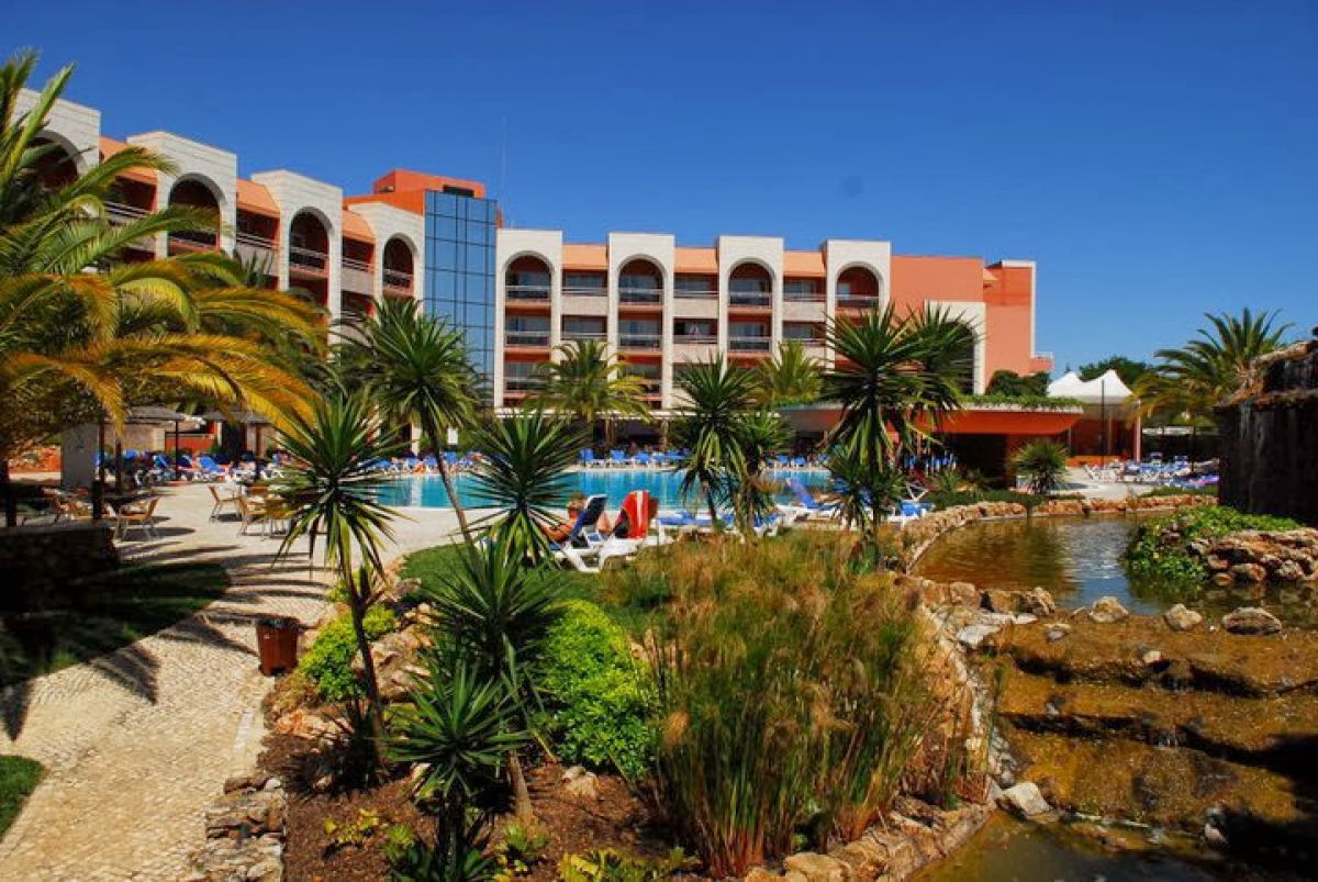 imagini hotel FALESIA