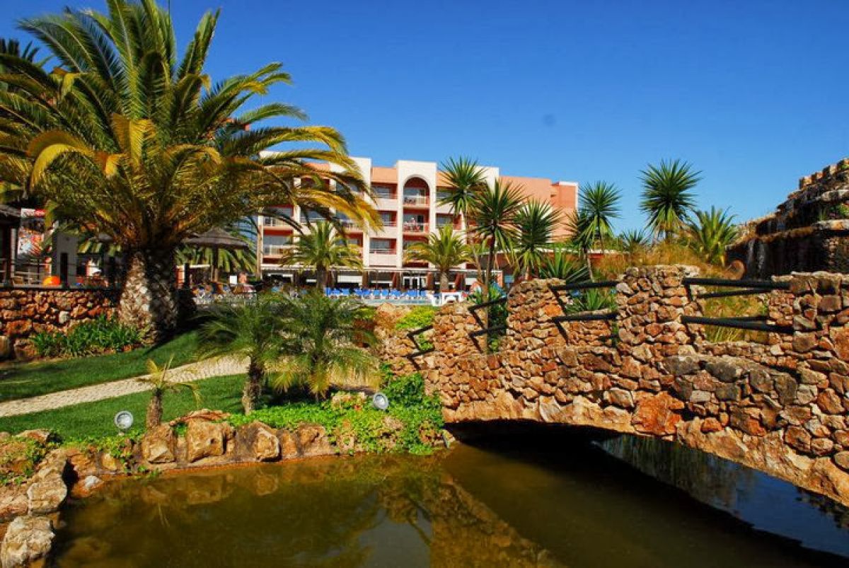 imagini hotel FALESIA